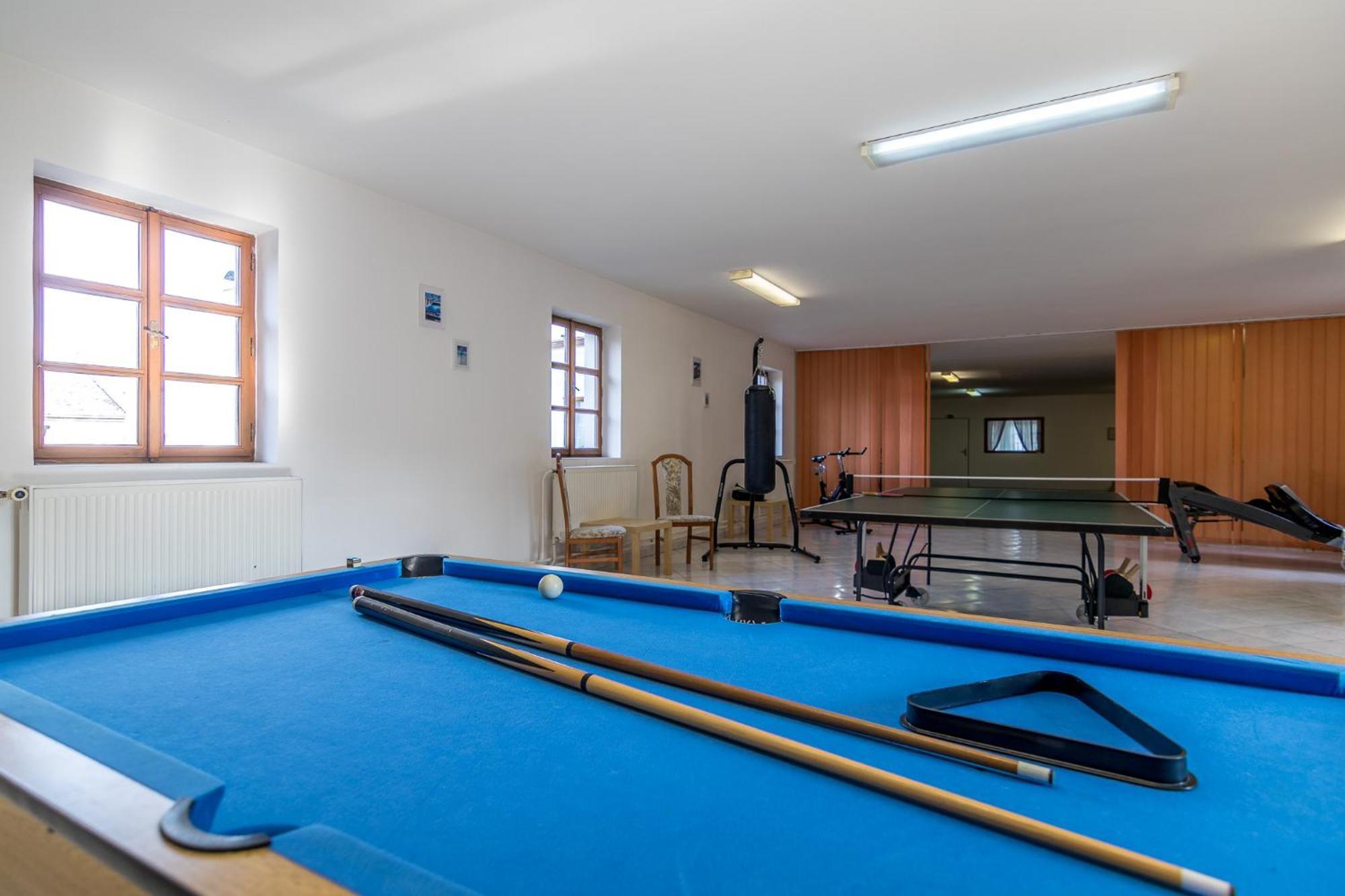 Penzion A Restaurace U Vladare Touzim Экстерьер фото