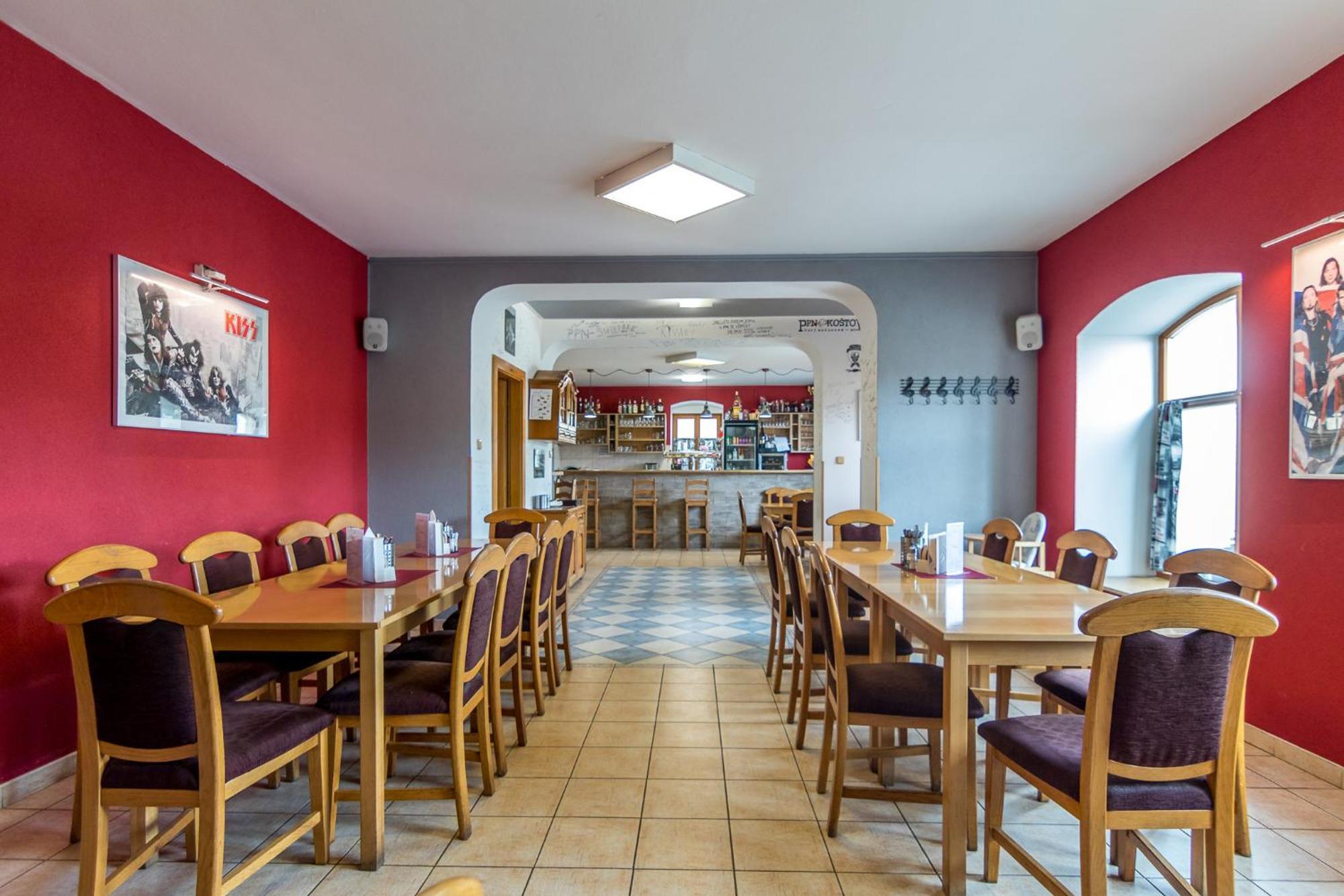 Penzion A Restaurace U Vladare Touzim Экстерьер фото